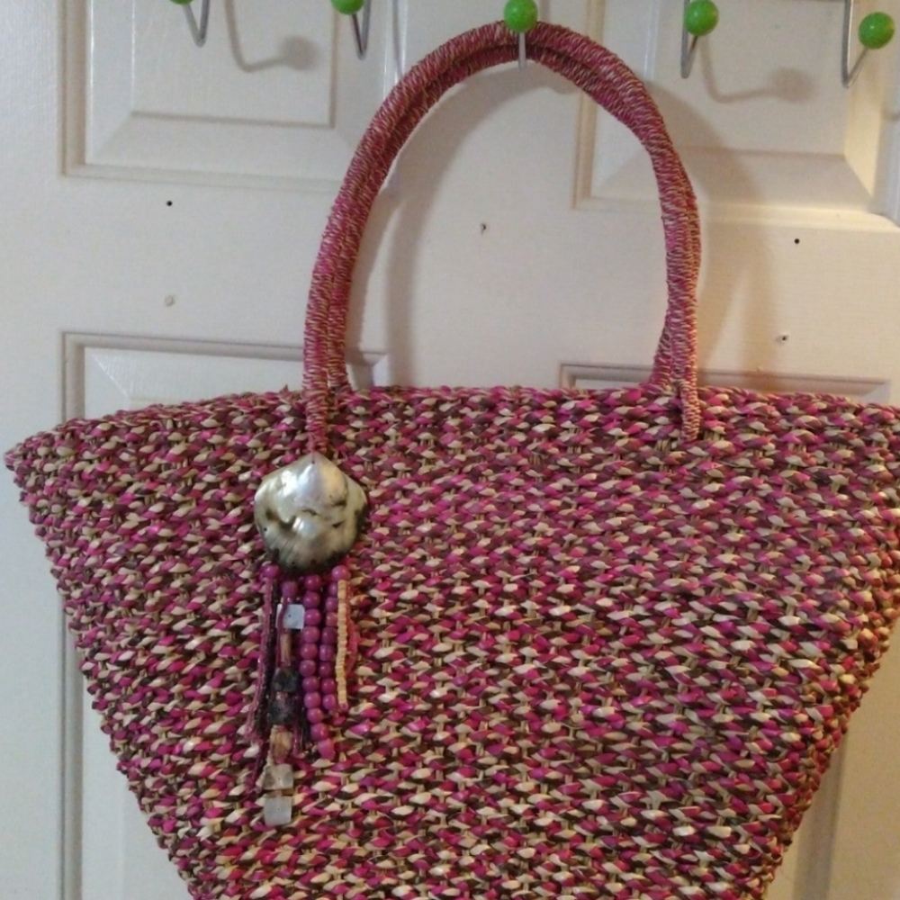 Natural straw pink and tan Beach tote